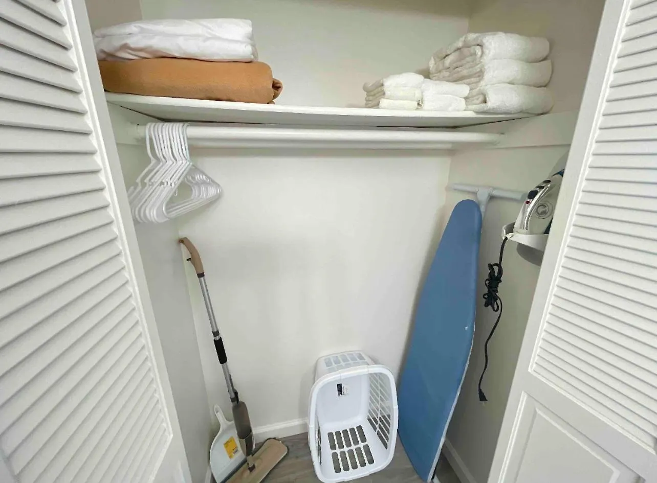 Heart Of Waikiki W/ Kitchen - Free Parking - City View - Unit 1714 Honolulu Aparthotel